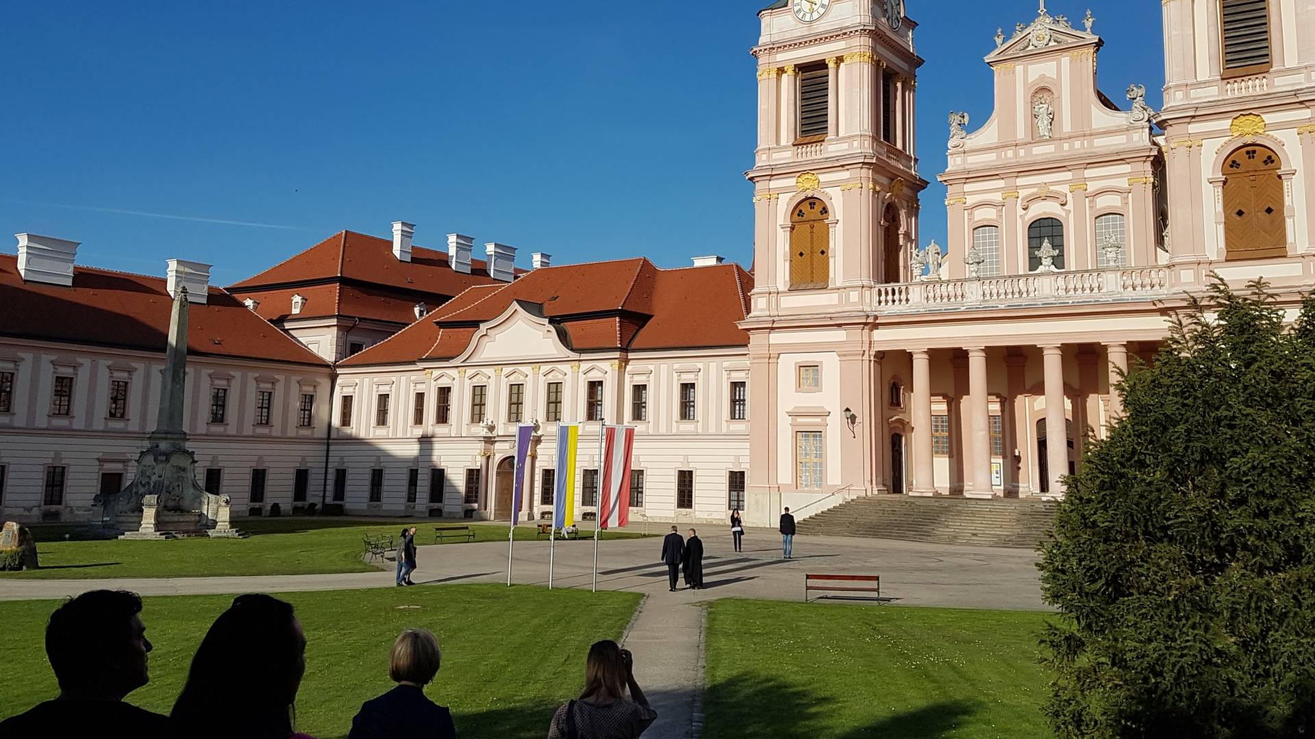 Speeddating in ernstbrunn. Furth bei gttweig neue menschen kennenlernen. Dating app aus rohrendorf bei krems. Partnersuche ab 50 hietzing. Kostenlose Nenzing bekanntschaften weiblich Wo frauen kennenlernen in